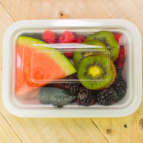 Vaschette-con-coperchio-per-alimenti-usa-e-getta