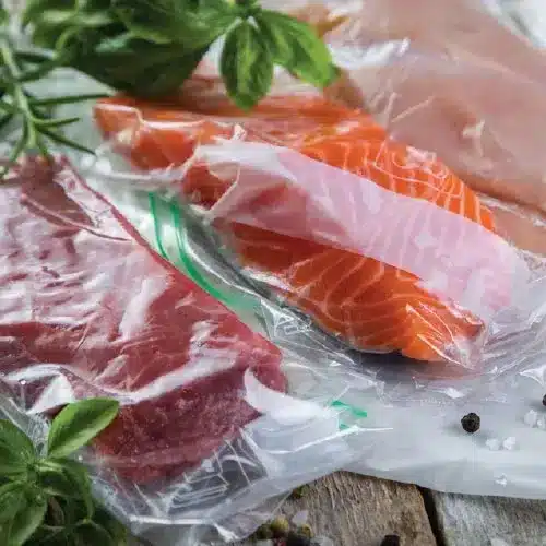 buste sottovuoto per alimenti compostabili prodottie con materiali di origine vegetale