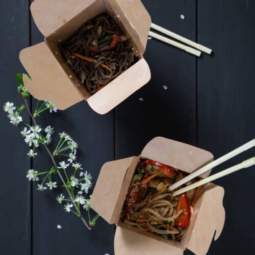 Noodle box compostabile in cartoncino