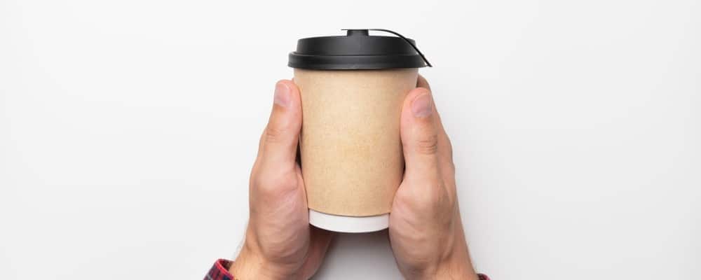 Bicchieri di carta con coperchio salva goccia