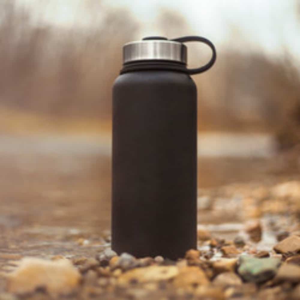 borraccia acqua ecologica nera