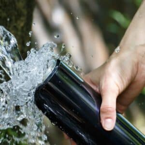 borraccia acqua ecologica nera