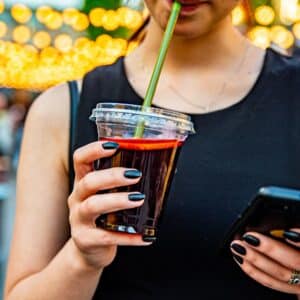 bicchieri take away con coperchio